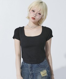 スクエアネック シンプルTシャツ