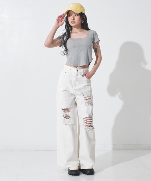 ANAP(アナップ)の「スクエアネック シンプルTシャツ(Tシャツ/カットソー・レディース・ブラック/ホワイト/グレー・F)」の18枚目の写真