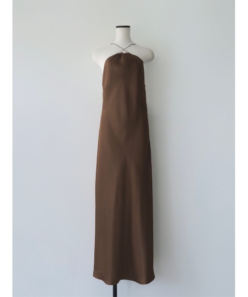 celon（セロン）の「satin halter open back dress（ワンピース・レディース・ベージュ/ブラック/ブラウン・FREE）」の9枚目の写真