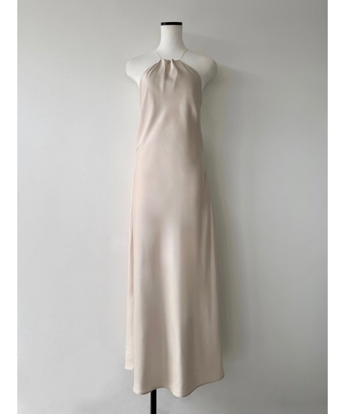 celon（セロン）の「satin halter open back dress（ワンピース・レディース・ベージュ/ブラック/ブラウン・FREE）」の14枚目の写真