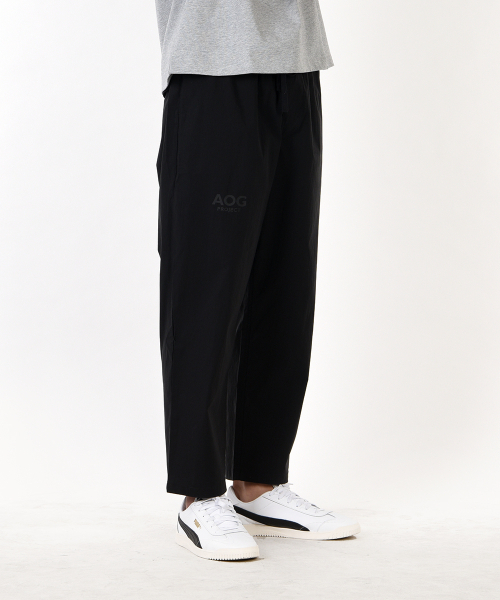 AOG PROJECT(エイオージープロジェクト)の「ライトベーシックテーパードパンツ(ブラック)(スラックス・メンズ・ブラック・LARGE/X-LARGE)」の5枚目の写真