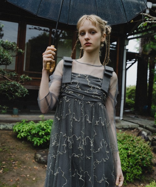 Ribbon tulle dress（ドレス）｜et.UNiVER（エトユニベール）の