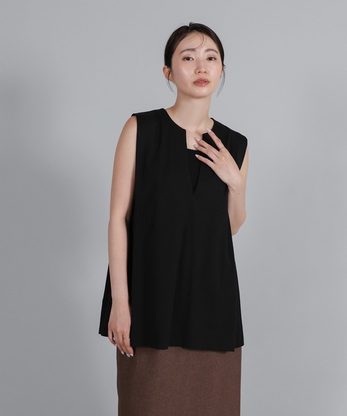 select MOCA Et(セレクトモカエト)の「【Et】Keyneck Shoulder Tuck Tops(Tシャツ/カットソー・レディース・ブラック/ホワイト・FREE)」の7枚目の写真