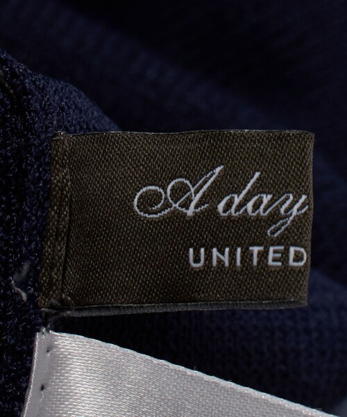 A DAY IN THE LIFE UNITED ARROWS（アデイインザライフユナイテッドアローズ）の「シャツドッキング ノースリーブニット ‐ウォッシャブル‐ ＜A DAY IN THE LIFE＞（ニット/セーター・レディース・グレー系/ネイビー/ダークブラウン・FREE）」の20枚目の写真
