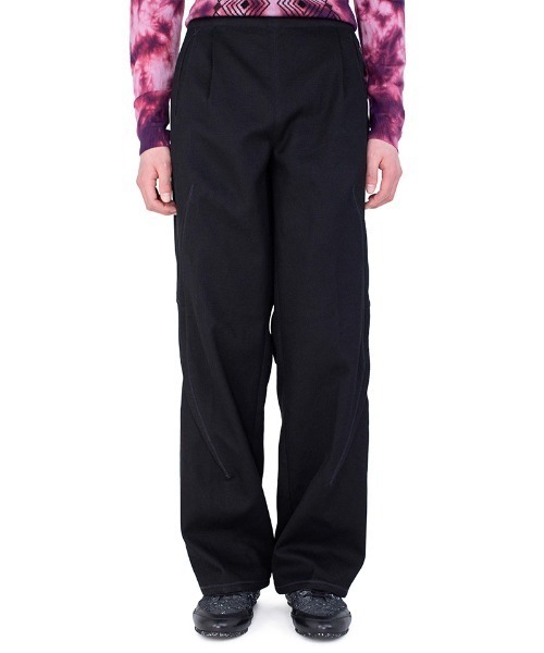 KIKO KOSTADINOV(キコ コスタディノフ)の「KIKO KOSTADINOV/キココスタディノフ/VIG K-DART TROUSER(その他パンツ・メンズ・ブラック・46)」の1枚目の写真