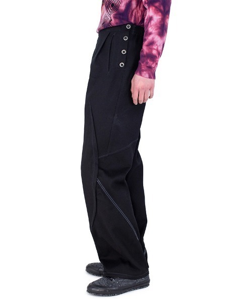 KIKO KOSTADINOV(キコ コスタディノフ)の「KIKO KOSTADINOV/キココスタディノフ/VIG K-DART TROUSER(その他パンツ・メンズ・ブラック・46)」の4枚目の写真