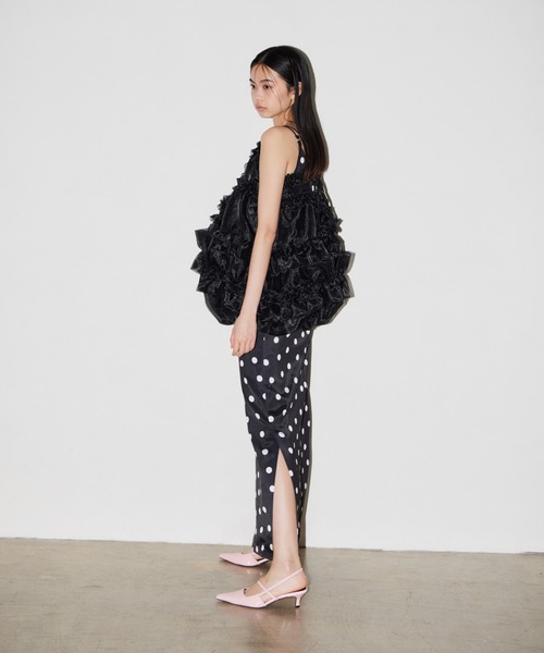 ANDRESD(アンドレスド)の「ミニマルドットサテンドレス / Minimal Dot Satin Dress(ドレス・レディース・ホワイト×ブラック/ブラック×ホワイト/ブラウン系その他/ネイビー×ホワイト・S/M/L)」の12枚目の写真