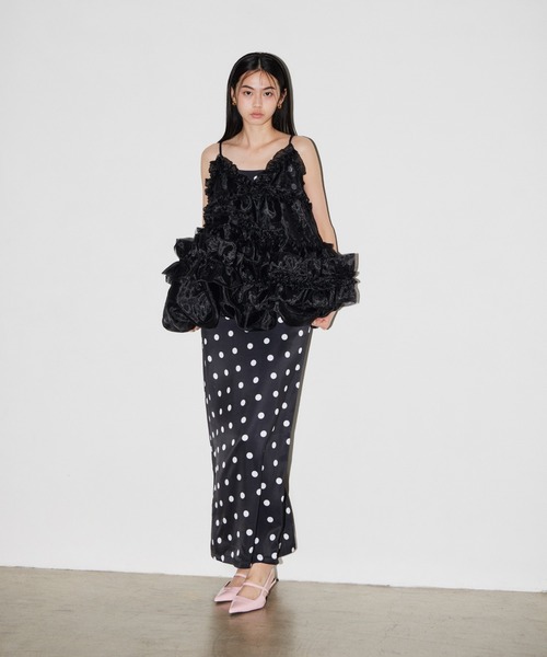 ANDRESD(アンドレスド)の「ミニマルドットサテンドレス / Minimal Dot Satin Dress(ドレス・レディース・ホワイト×ブラック/ブラック×ホワイト/ブラウン系その他/ネイビー×ホワイト・S/M/L)」の11枚目の写真