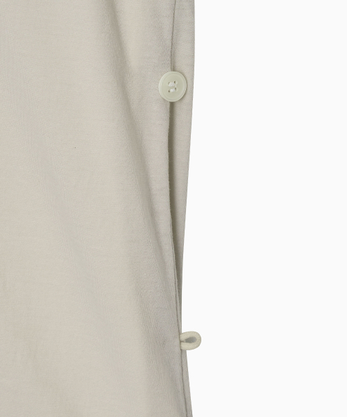 OHESHIO(オヘシオ)の「TWO-WAY LAYERED T-SHIRT, IVORY(Tシャツ/カットソー・レディース・その他・FREE)」の4枚目の写真