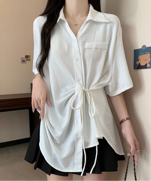 AMAJI(アマジ)の「スパンコール アシンメトリー リボン付き 半袖ブラウス(シャツ/ブラウス・レディース・ホワイト/ブラック/パープル・MEDIUM/LARGE/X-LARGE)」の5枚目の写真