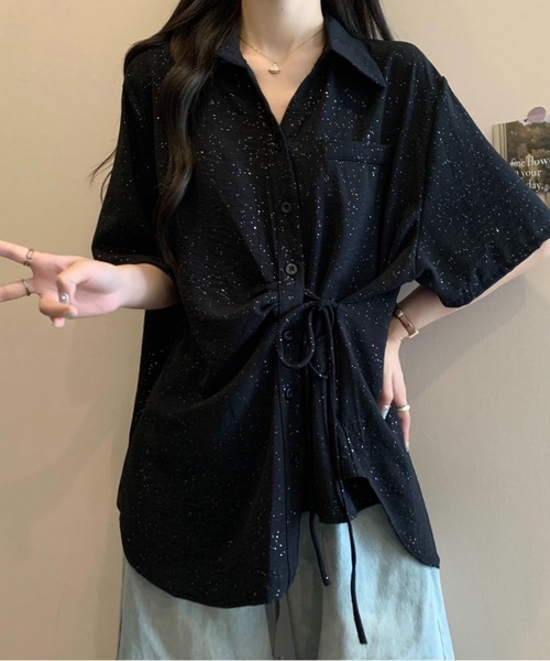 AMAJI(アマジ)の「スパンコール アシンメトリー リボン付き 半袖ブラウス(シャツ/ブラウス・レディース・ホワイト/ブラック/パープル・MEDIUM/LARGE/X-LARGE)」の7枚目の写真
