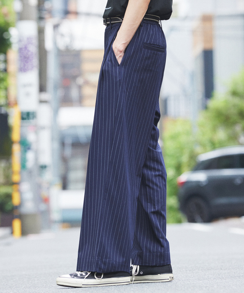 JOURNAL STANDARD relume（ジャーナルスタンダード　レリューム）の「ヒールカット ルーズライト ストライプ スラックス（スラックス・メンズ・ブラック/グレー/ネイビー・LARGE/MEDIUM/SMALL）」の12枚目の写真