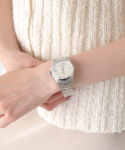 VAGUE WATCH CO.(ヴォーグウォッチカンパニー)の「VAGUE WATCH CO. Every-One-Date Silver(アナログ腕時計・レディース・シルバー・FREE)」の2枚目の写真