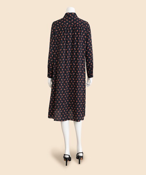 BROOKS BROTHERS(ブルックスブラザーズ)の「ポリエステル スクワラルプリント ソフトシャツワンピース(ワンピース・レディース・ネイビー・6/4/2/0)」の6枚目の写真