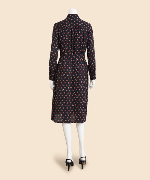 BROOKS BROTHERS(ブルックスブラザーズ)の「ポリエステル スクワラルプリント ソフトシャツワンピース(ワンピース・レディース・ネイビー・6/4/2/0)」の4枚目の写真