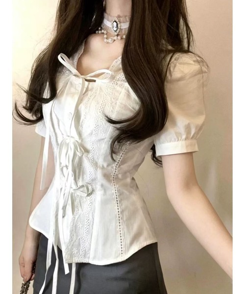 GEMEDA(ジェメダ)の「カワイイフェイクレイヤードリボン半袖シャツ(シャツ/ブラウス・レディース・ホワイト・M)」の6枚目の写真