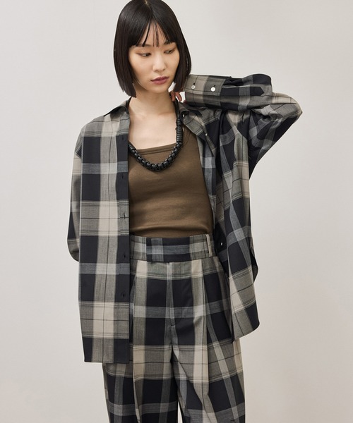 ADAM ET ROPE'(アダムエロペ)の「TWトロチェックシャツ/防シワ(シャツ/ブラウス・レディース・グレー系その他/ブラウン系その他2・FREE)」の11枚目の写真