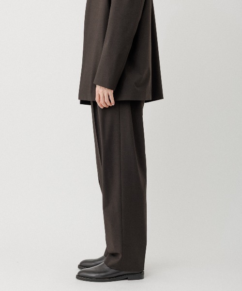 ADAM ET ROPE'(アダムエロペ)の「DELEGANT ルームスラックス(スラックス・メンズ・ブラック/ダークブラウン/カーキ・S/M/L)」の5枚目の写真