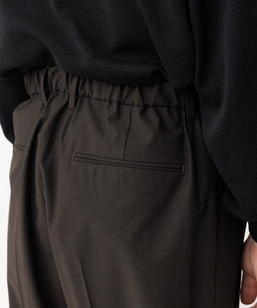 ADAM ET ROPE'(アダムエロペ)の「DELEGANT ルームスラックス(スラックス・メンズ・ブラック/ダークブラウン/カーキ・S/M/L)」の9枚目の写真