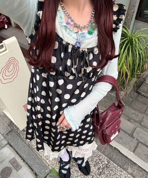 CIAOPANIC（チャオパニック）の「（ドット柄/花柄）ショルダーギャザーベロアチュニックワンピース（チュニック・レディース・レッド系その他/ブラック系その他/ベージュ/ブラック/オレンジ/レッド・ONE SIZE）」の16枚目の写真