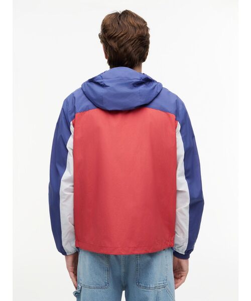 tommy jeans(トミー ジーンズ)の「シカゴパッカブルジャケット(ナイロンジャケット・メンズ・グレー/レッド系6・LARGE/SMALL/MEDIUM)」の12枚目の写真