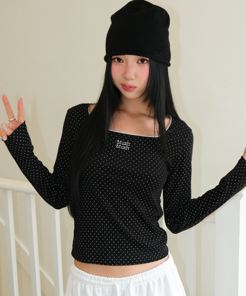 muahmuah（ムーアムーア）の「スクエアネック ドット ロングスリーブ [ブラック]（Tシャツ/カットソー・レディース・その他・FREE）」の3枚目の写真