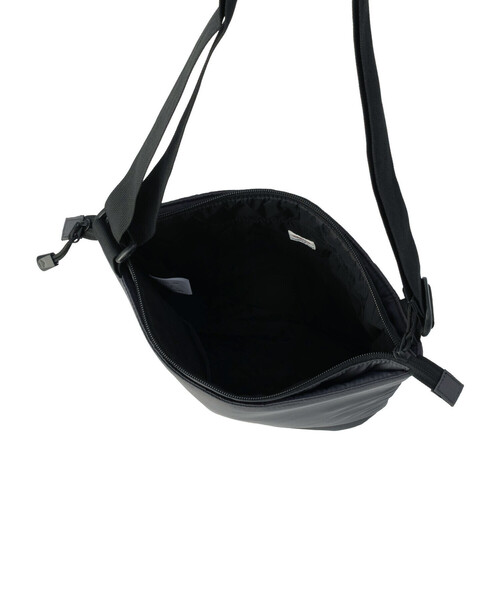 DANTON（ダントン）の「RUE VARET - Polyester Taffeta Shoulder Bag（ショルダーバッグ・レディース・マスタード/グレー/ブラック/ライトグリーン/アイボリー・-）」の12枚目の写真