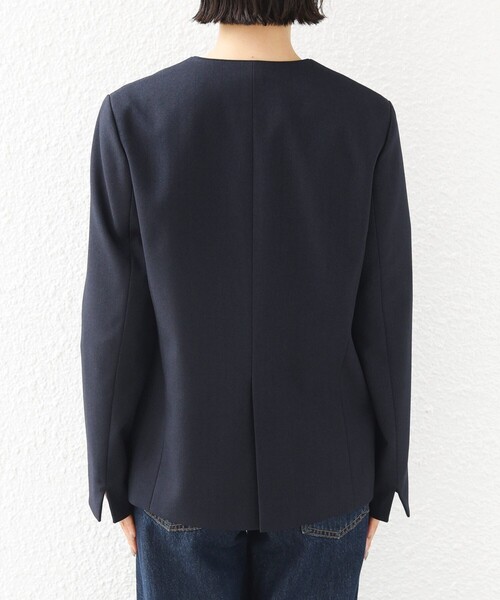 SHIPS（シップス）の「〈洗濯機可能〉FUNCTION ツイル ジャケット 26AW（ノーカラージャケット・レディース・ネイビー/ベージュ系・40/38/36/34）」の14枚目の写真