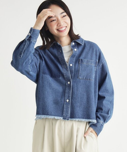 HONEYSUCKLE ROSE(ハニーサックルローズ)の「《店舗人気アイテム》デニム加工ショートシャツ(シャツ/ブラウス・レディース・ブルー系その他/サックスブルー・04/05)」の8枚目の写真