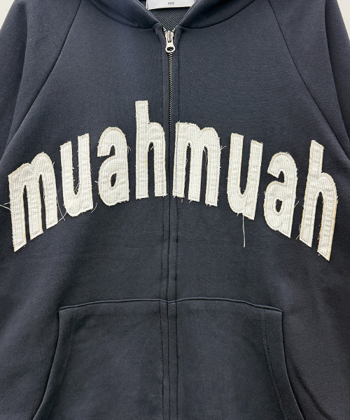 muahmuah（ムーアムーア）の「ヴィンテージ アップリケ MUAH フードジップアップ [チャコール]（パーカー・レディース・その他・FREE）」の19枚目の写真