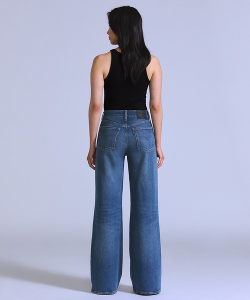 Levi's（リーバイス）の「Levi's/リーバイス BLUETAB(TM) ハイライズ フレアジーンズ（デニムパンツ・レディース・ダークインディゴブルー・26inch/25inch/24inch/23inch/28inch/27inch）」の4枚目の写真