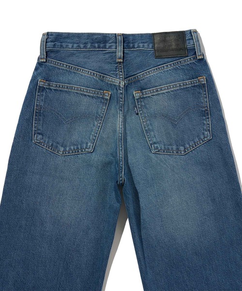 Levi's（リーバイス）の「Levi's/リーバイス BLUETAB(TM) ハイライズ フレアジーンズ（デニムパンツ・レディース・ダークインディゴブルー・26inch/25inch/24inch/23inch/28inch/27inch）」の10枚目の写真