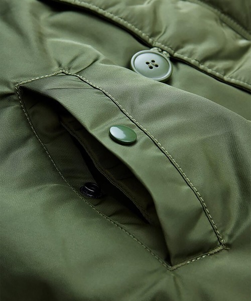 Alpha Industries(アルファインダストリーズ)の「ALPHA-N-2B・HERITAGE FIT PARKA(その他アウター・メンズ・ブラック/カーキ・L/M)」の14枚目の写真