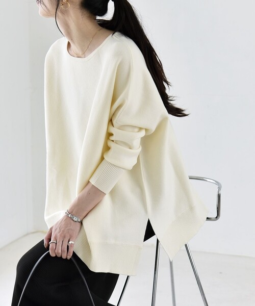quaranciel(カランシエル)の「〈洗濯機可能〉ボートネック ワイド ニット プルオーバー 26AW(ニット/セーター・レディース・オレンジ/グレー/オフホワイト・ONE SIZE)」の1枚目の写真