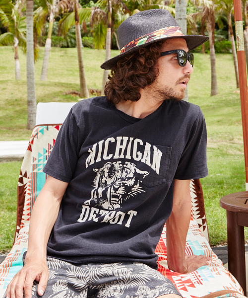 HYSTERIC GLAMOUR（ヒステリックグラマー）の「MICHIGAN LEOPARD pt ポケ付T-SH（Tシャツ/カットソー・メンズ・ホワイト/オレンジ/ブラック・LARGE/MEDIUM/X-LARGE/SMALL）」の3枚目の写真