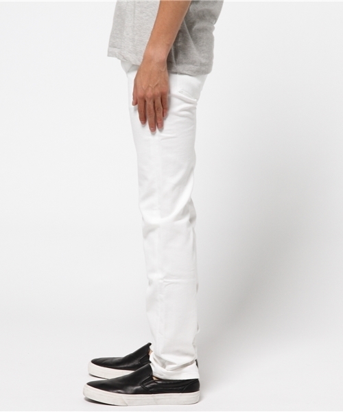 BLACK LABEL CRESTBRIDGE（ブラックレーベル・クレストブリッジ）の「グランブルー スリムテーパードデニム（デニムパンツ・メンズ・ネイビー/オフホワイト・73/76/79/82/70/85）」の3枚目の写真