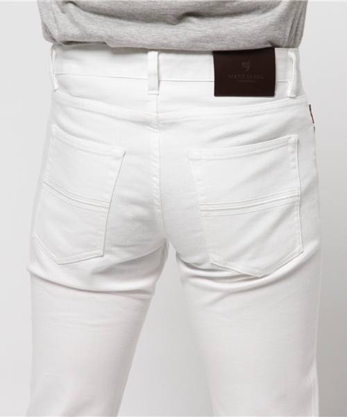 BLACK LABEL CRESTBRIDGE（ブラックレーベル・クレストブリッジ）の「グランブルー スリムテーパードデニム（デニムパンツ・メンズ・ネイビー/オフホワイト・73/76/79/82/70/85）」の7枚目の写真