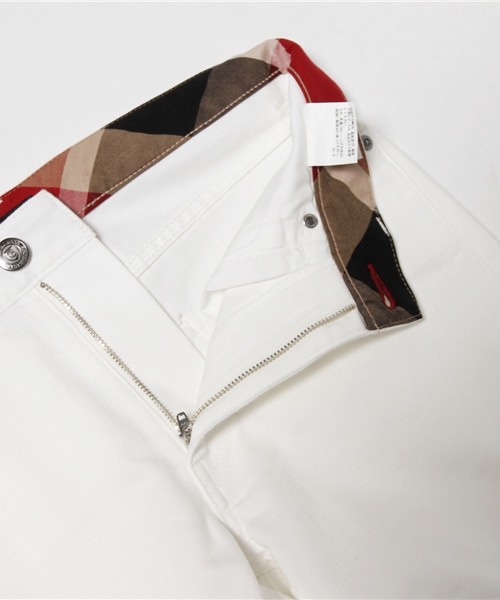 BLACK LABEL CRESTBRIDGE（ブラックレーベル・クレストブリッジ）の「グランブルー スリムテーパードデニム（デニムパンツ・メンズ・ネイビー/オフホワイト・73/76/79/82/70/85）」の10枚目の写真