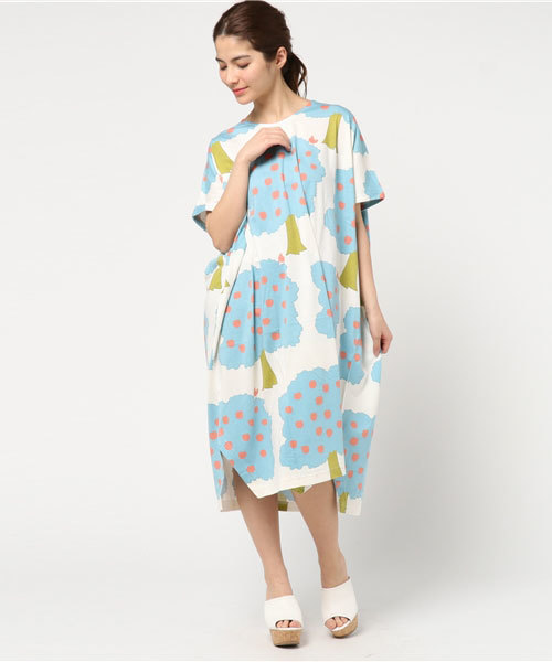 Ne-net(ネネット)の「(S)ハートりんごカットソー(ワンピース・レディース・グレー/オフホワイト・02)」の1枚目の写真