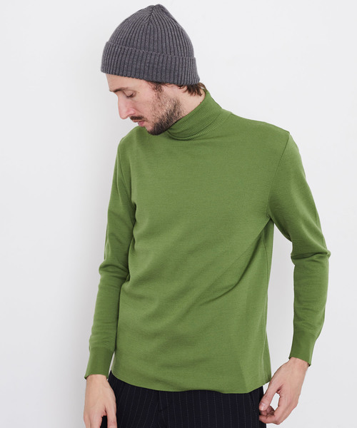 UNITED TOKYO（ユナイテッドトウキョウ）の「Super120's 18Gウォッシャブルタートル（ニット/セーター・メンズ・ブラック/ライトグリーン/マルチ/ネイビー/オフホワイト/レッド/バーガンディー/マスタード/テラコッタ/チャコールグレー・1/2/3）」の6枚目の写真