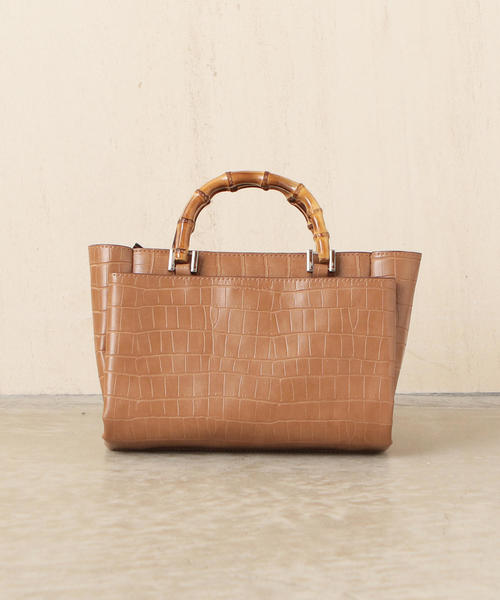 BEAUTY&YOUTH UNITED ARROWS（ビューティーアンドユースユナイテッドアローズ）の「＜LS Scene＞∴バンブーハンドルミニミニショルダーバッグ о（ショルダーバッグ・レディース・ブラック/ブラウン/ダークブラウン/ナチュラル/ダークグリーン・FREE）」の16枚目の写真