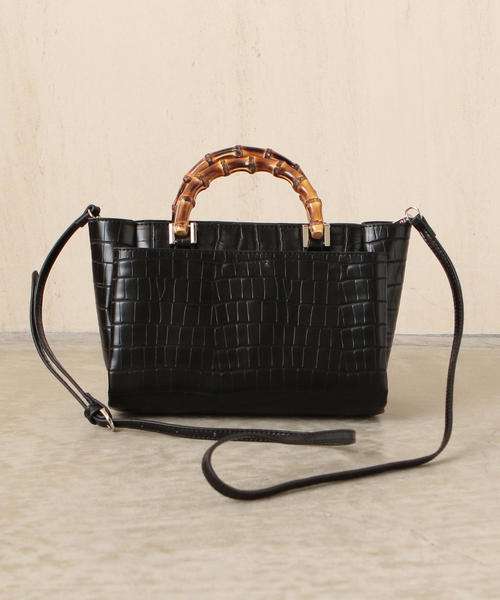 BEAUTY&YOUTH UNITED ARROWS（ビューティーアンドユースユナイテッドアローズ）の「＜LS Scene＞∴バンブーハンドルミニミニショルダーバッグ о（ショルダーバッグ・レディース・ブラック/ブラウン/ダークブラウン/ナチュラル/ダークグリーン・FREE）」の8枚目の写真