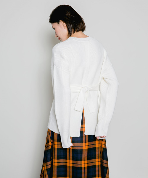 Curensology（カレンソロジー）の「Curensology(カレンソロジー)/バックポイントプルオーバー（ニット/セーター・レディース・ホワイト/ボルドー/スモークグレー・FREE）」の20枚目の写真