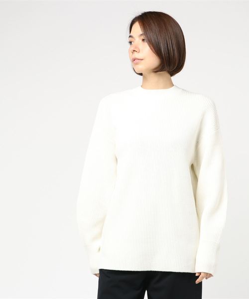 Curensology（カレンソロジー）の「Curensology(カレンソロジー)/バックポイントプルオーバー（ニット/セーター・レディース・ホワイト/ボルドー/スモークグレー・FREE）」の4枚目の写真