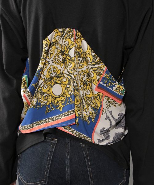 PAGEBOY（ページボーイ）の「スカーフレイヤードプルオーバー（Tシャツ/カットソー・レディース・オフホワイト/ブラック・FREE）」の13枚目の写真