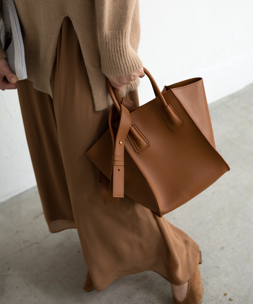 marjour（マージュール）の「SHOULDER TOTE BAG（トートバッグ・レディース・ブラック/キャメル/グレー・FREE）」の8枚目の写真