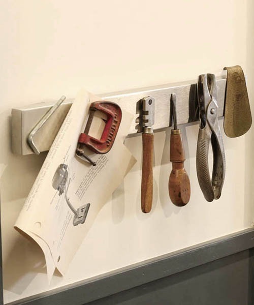 DULTON（ダルトン）の「STAINLESS MAGNETIC TOOL HOLDER 45/ステンレス マグネティック ツールホルダー 45cm（収納グッズ・メンズ・その他・FREE）」の6枚目の写真