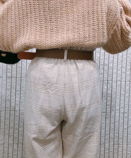 ap retro(アプレトロ)の「ベルト付ハイウエストチェックパンツ【ZOZO限定アイテム】(その他パンツ・レディース・ブラック/ベージュ・FREE)」の11枚目の写真