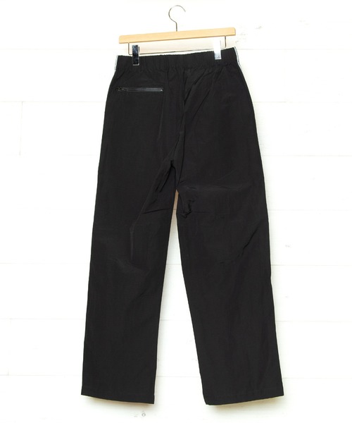 ONE DAY KMC (ワンデイケーエムシー)の「STEEL BROWN / ロクヨンクロス トラックパンツ(その他パンツ・メンズ・ブラック/ベージュ/パープル/ネイビー/ブラウン/グレー/オリーブ・MEDIUM/LARGE/X-LARGE)」の17枚目の写真