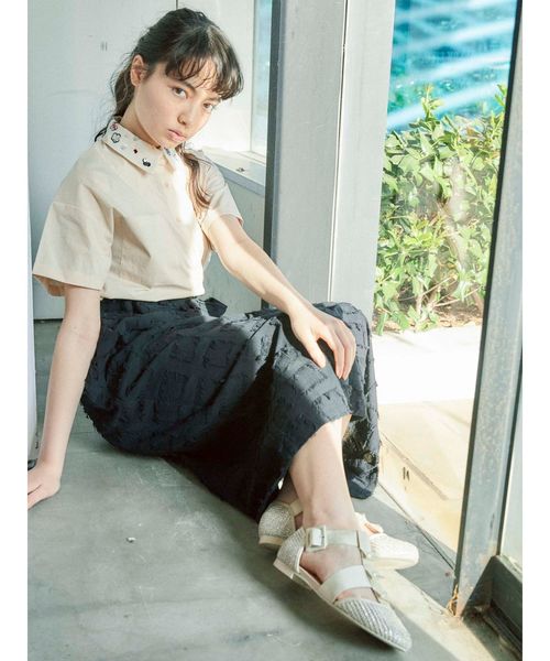 merry jenny(メリージェニー)の「floralスパンコールカラーシャツ(シャツ/ブラウス・レディース・ベージュ/オフホワイト・FREE)」の9枚目の写真